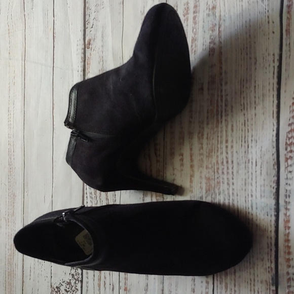 DEXFLEX COMFORT FAUX SEUDE HEELED BOOTS - Picture 1 of 8